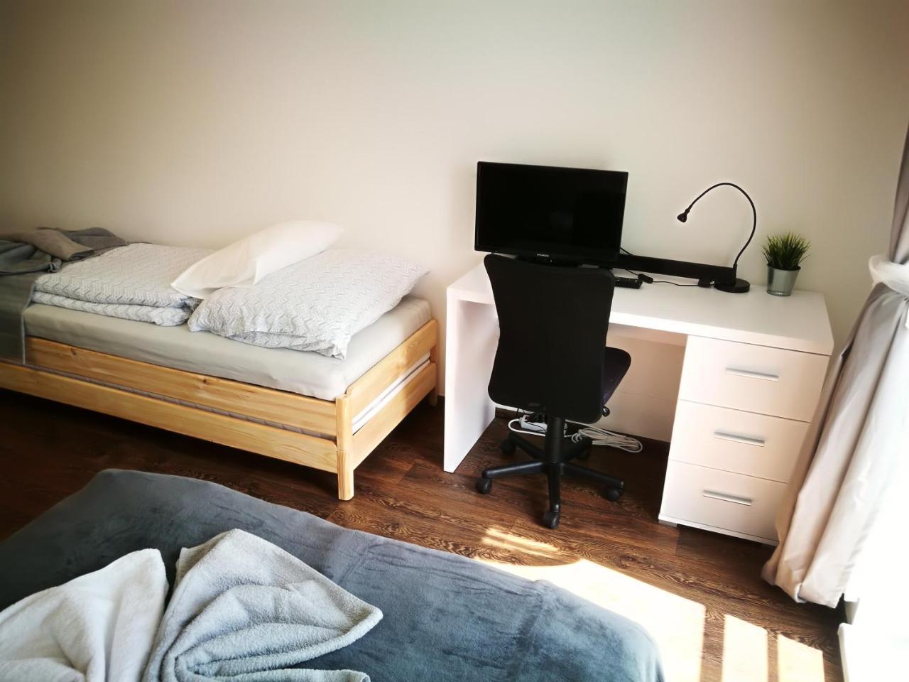 Haas Apartments Downtown With Parking เบอร์โน ภายนอก รูปภาพ